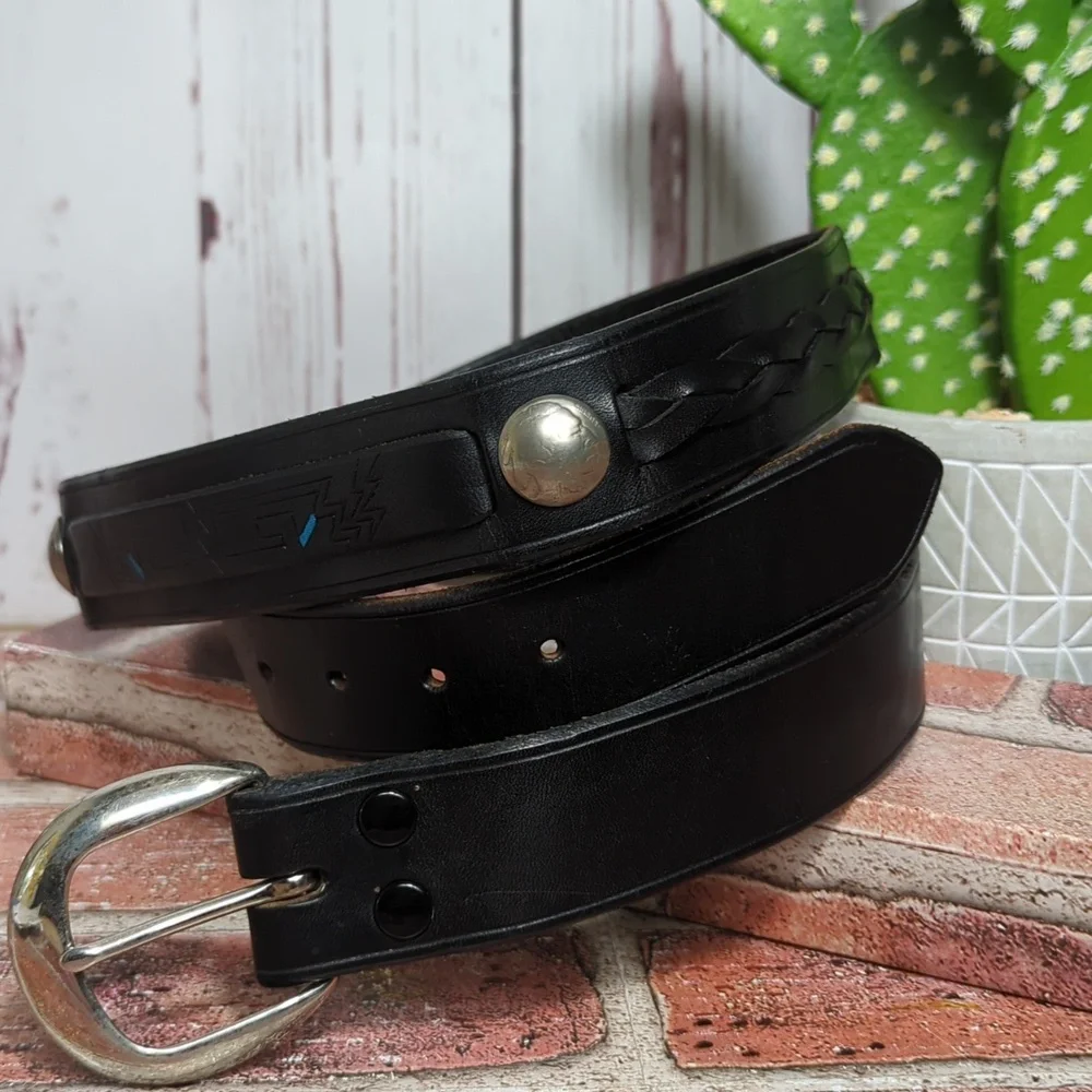 Vintage Full‎ Grain Black Leather Belt with Buffalo Nickel Conchos Southwest 46